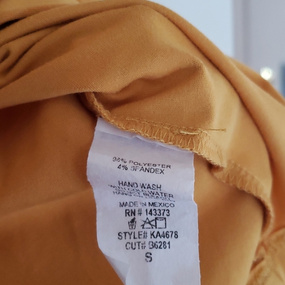 Blouse - Picture 4 of 4